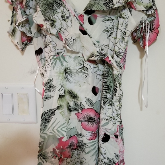 Promesa Cold Shoulder Floral Maxi Dress - Picture 9 of 15